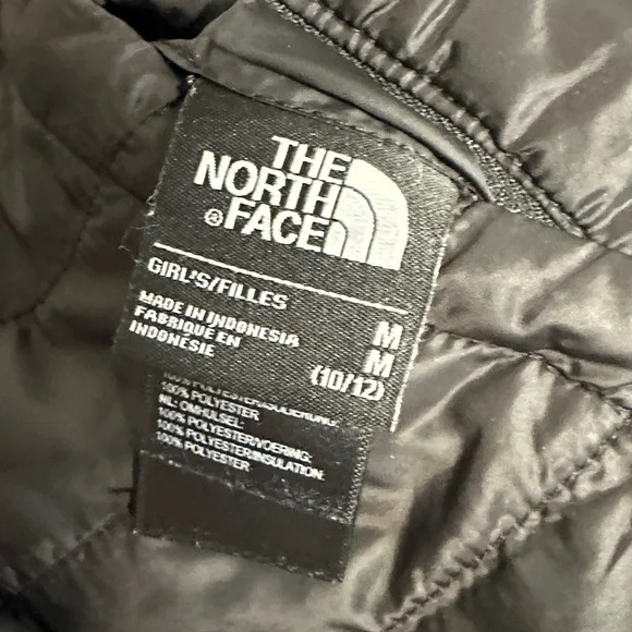 The North Face Charcoal Quilted Jacket - Picture 2 of 6